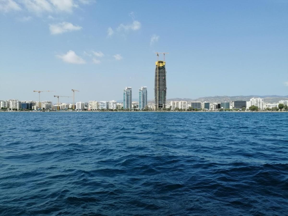 A City-Center Seaview Penthouse At Oceanic Limasol Buitenkant foto