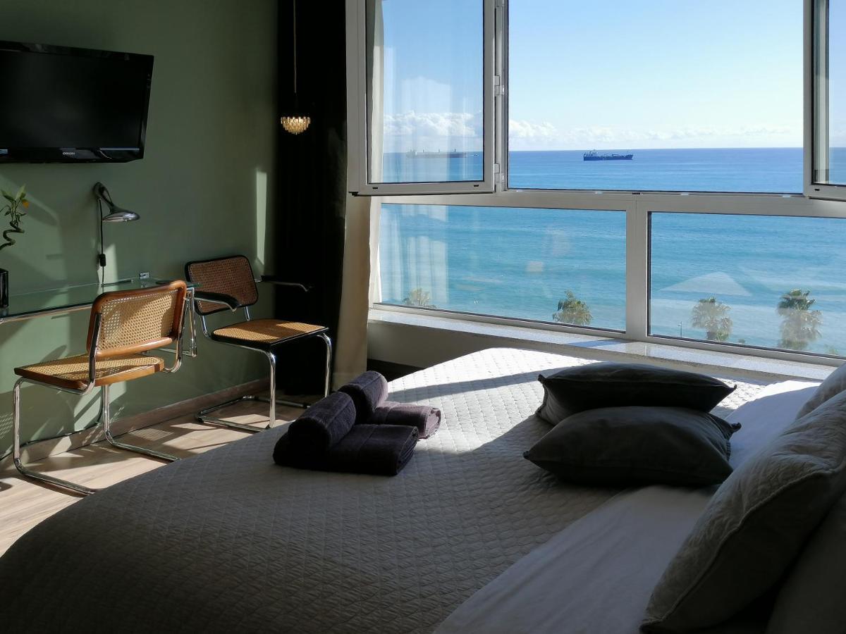 A City-Center Seaview Penthouse At Oceanic Limasol Buitenkant foto