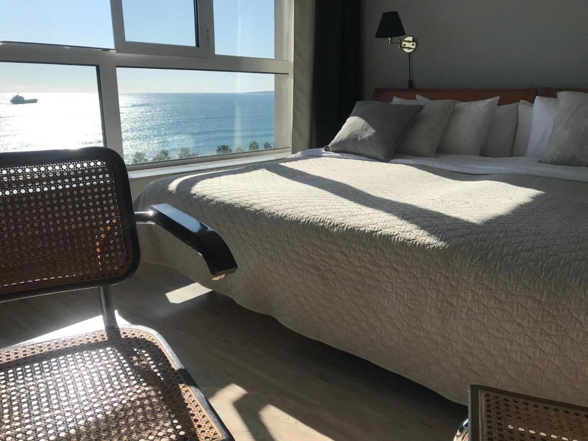 A City-Center Seaview Penthouse At Oceanic Limasol Buitenkant foto